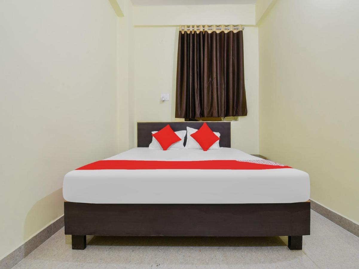 Oyo 84806 Swarna Palace Patna (Bihar) Bagian luar foto